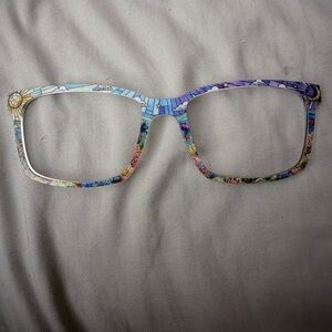 Kirby Pair topper- The Coral Reef Stained Glass